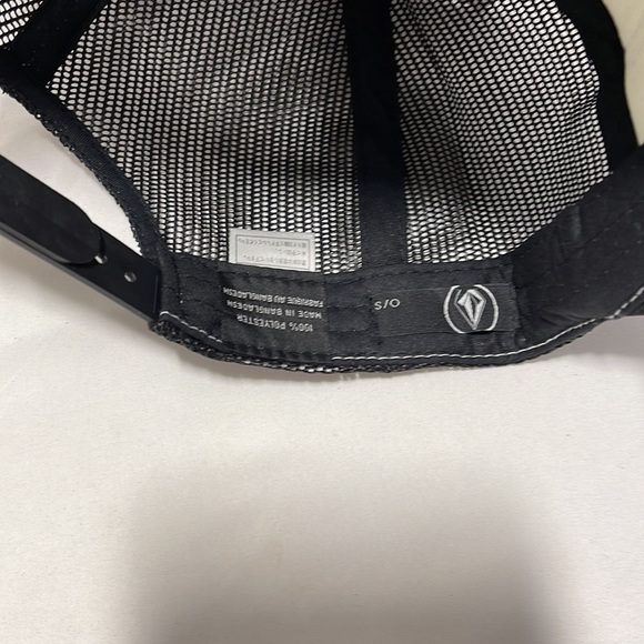 VOLCOM SNAPBACK PARTY Style HAT one size - Picture 11 of 11